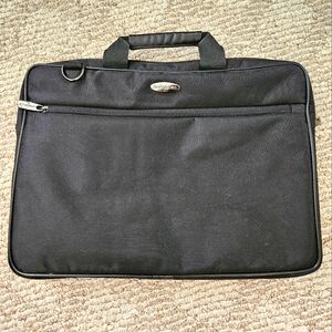 Samsonite laptop bag 19"
